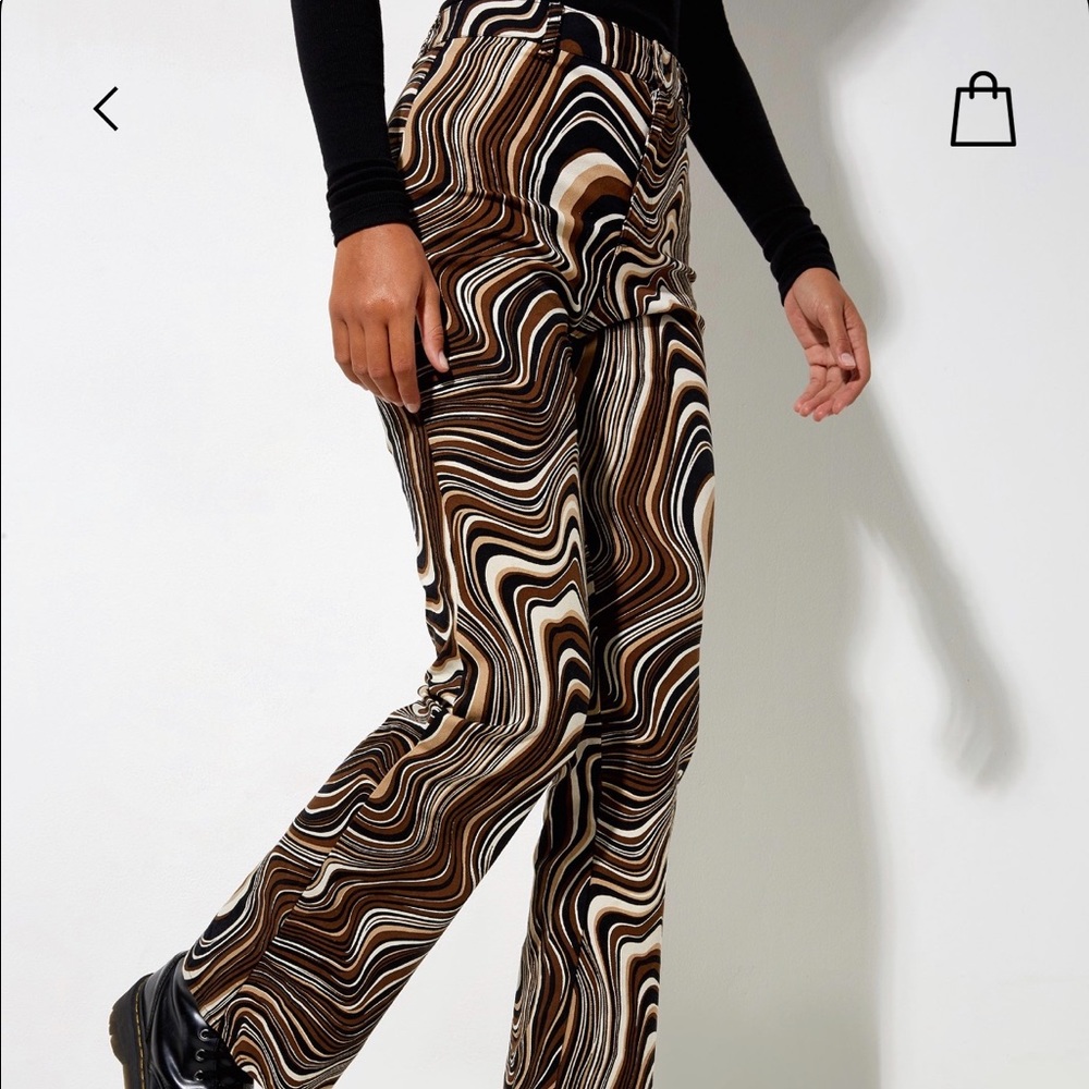 ((NWT)) Zoven Flare Trouser 70s Ripple